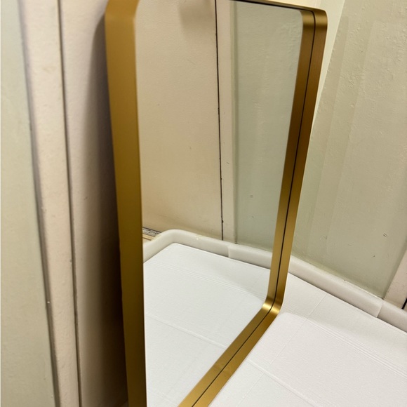 Golden mirror - Picture 2 of 5